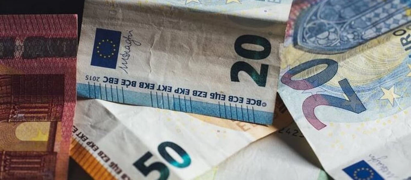 Αναδρομικά: Έρχεται φόρος που θα αγγίξει το... 55% για πάνω από 1.000.000 συνταξιούχους